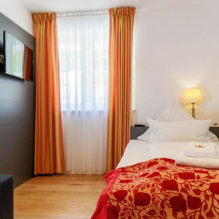 Bodensee-Hotel Kreuz Uhldingen-Mühlhofen Extérieur photo