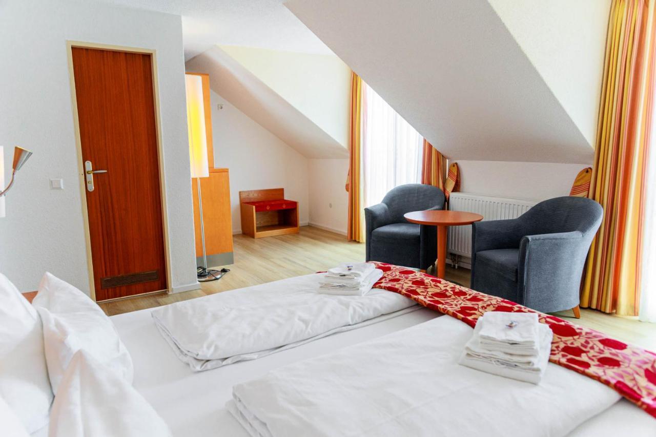 Bodensee-Hotel Kreuz Uhldingen-Mühlhofen Extérieur photo