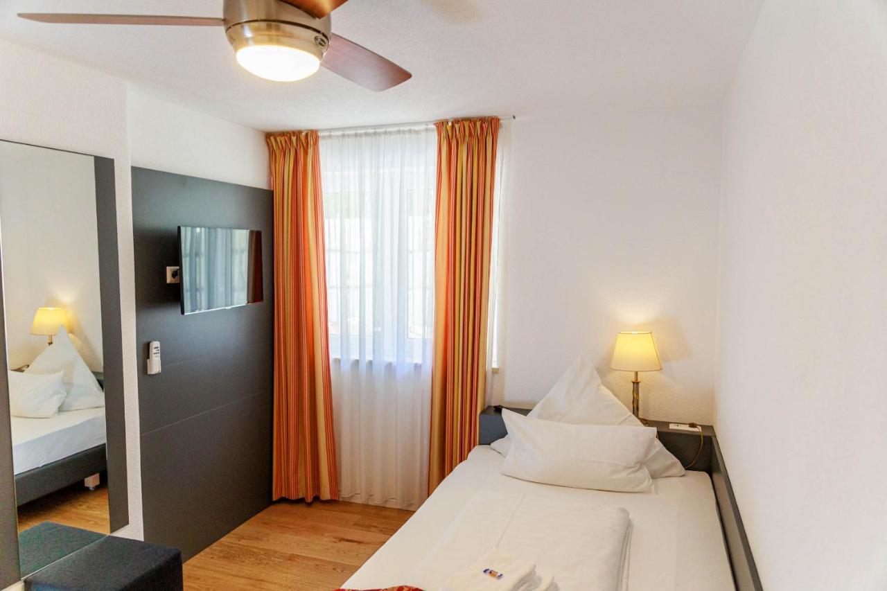 Bodensee-Hotel Kreuz Uhldingen-Mühlhofen Extérieur photo