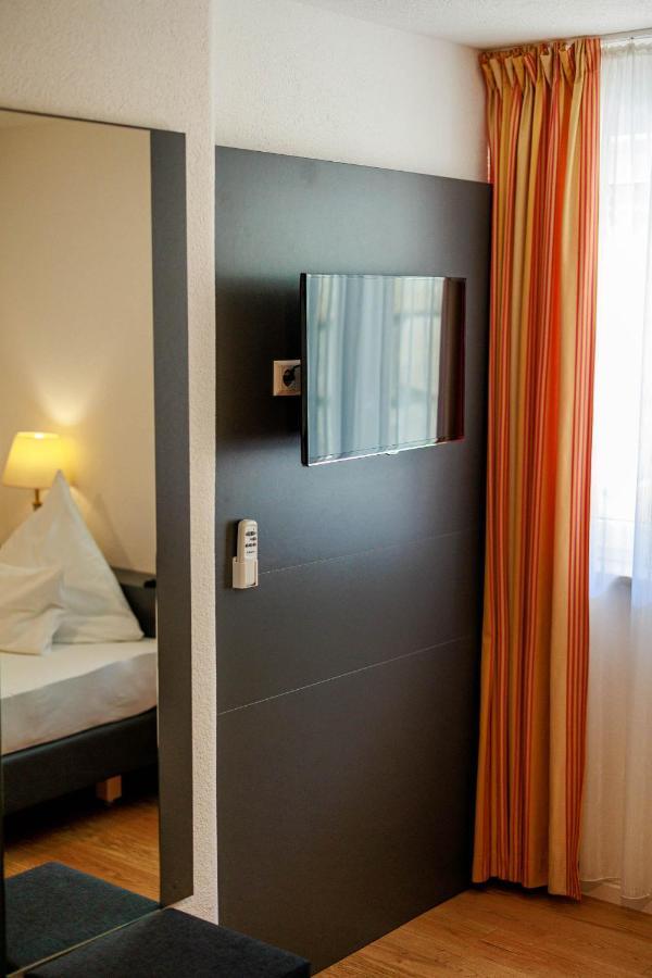 Bodensee-Hotel Kreuz Uhldingen-Mühlhofen Extérieur photo
