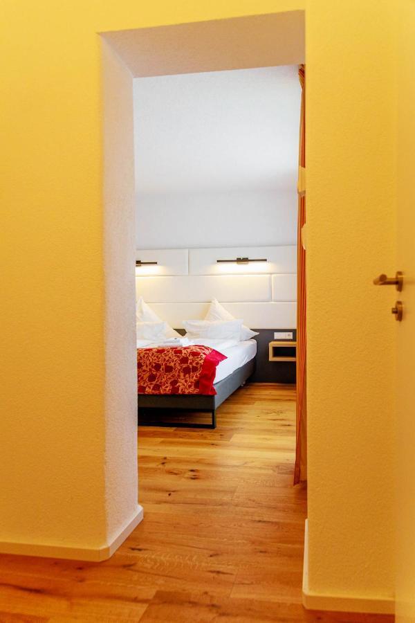 Bodensee-Hotel Kreuz Uhldingen-Mühlhofen Extérieur photo